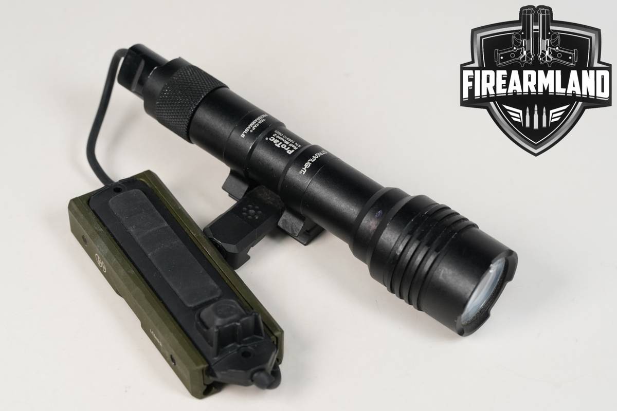 Streamlight ProTac Rail Mount 2 625 Lumens & 22,000 Candela Weapon Light