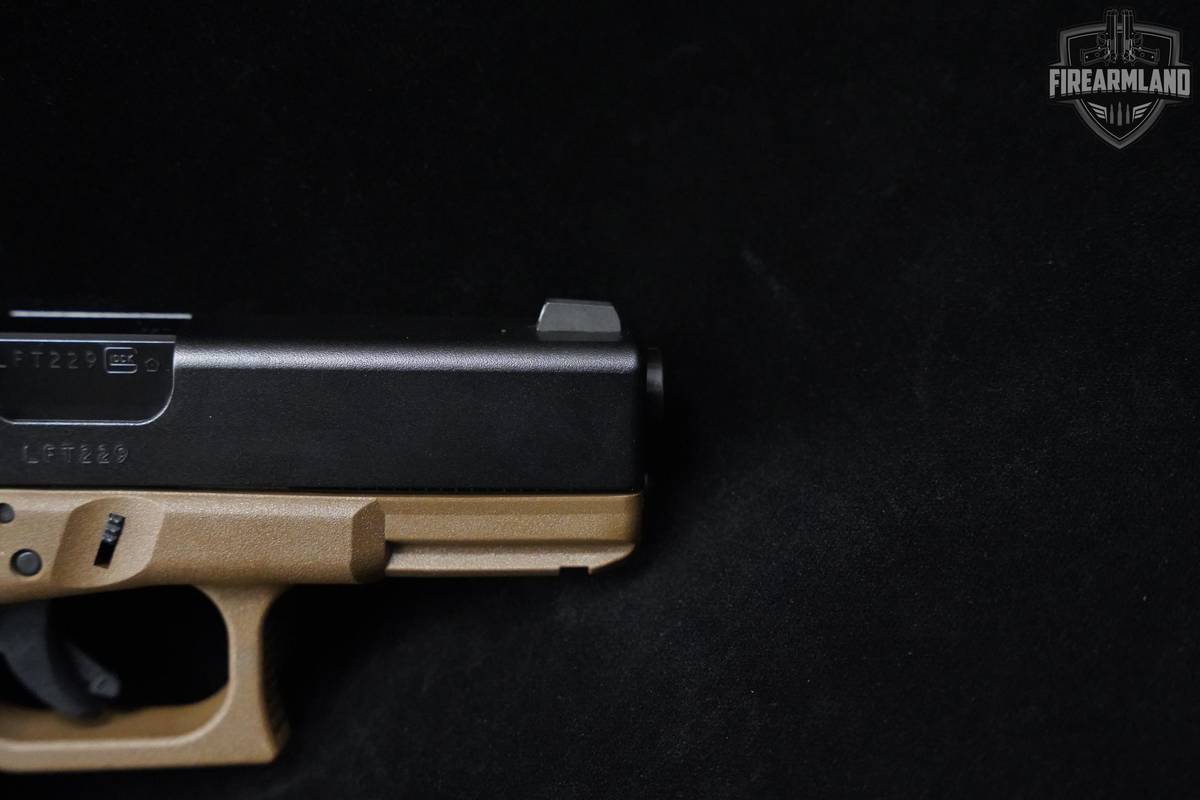 Glock 32 Gen3 .357 SIG Two-Tone in Excellent Condition Image 6