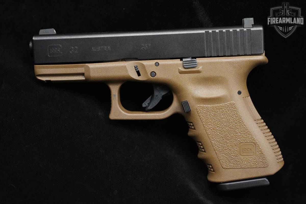 Glock 32 Gen3 .357 SIG Two-Tone in Excellent Condition Image 8