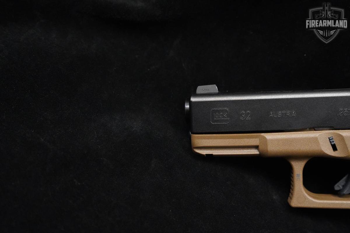 Glock 32 Gen3 .357 SIG Two-Tone in Excellent Condition Image 9