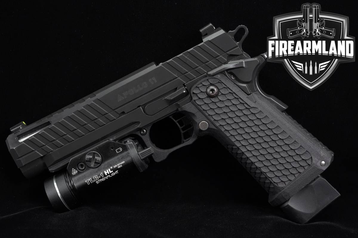 Live Free Armory Apollo 11 9mm 1911 4.9 2011 +2 MAGS, STREAMLIGHT & HOLSTER