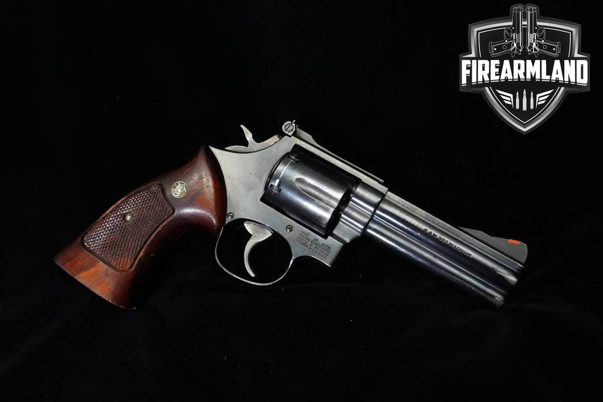 VINTAGE 1985 Smith & Wesson (S&W) Model 586 357 Magnum 4" Blued S&W 586