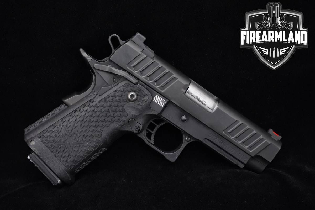 Staccato (STI) C2 2011 9mm 3.9" Black DLC Staccato C2 +3 MAGS & ORIG CASE