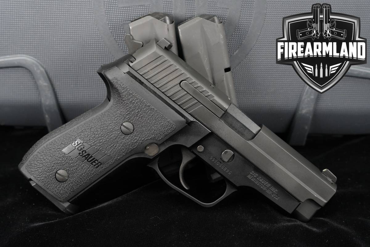 Sig Sauer M11-A1 9mm 3.9" M-11 M11A1 +3 MAGS & ORIG BOX
