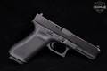 Glock 17 Gen5 9mm Luger Black in Excellent Condition Image 3