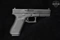Glock G17 Gen5 9mm Luger Black in Excellent Condition Image 3