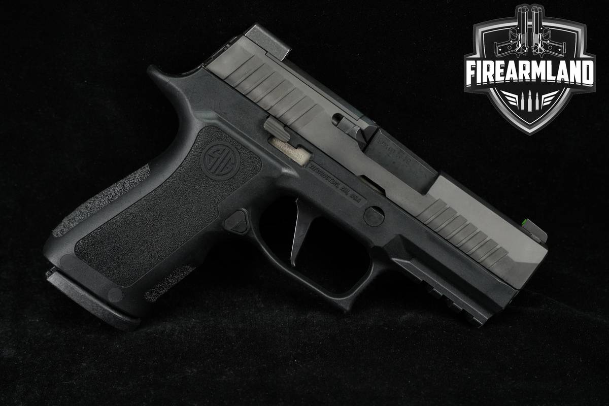 Sig Sauer P320 XCompact 9mm 3.6" P-320 Optic-Ready +3 MAGS & ORIG CASE