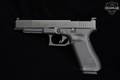 Glock 34 Gen5 MOS 9mm Luger Black in Excellent Condition Image 3