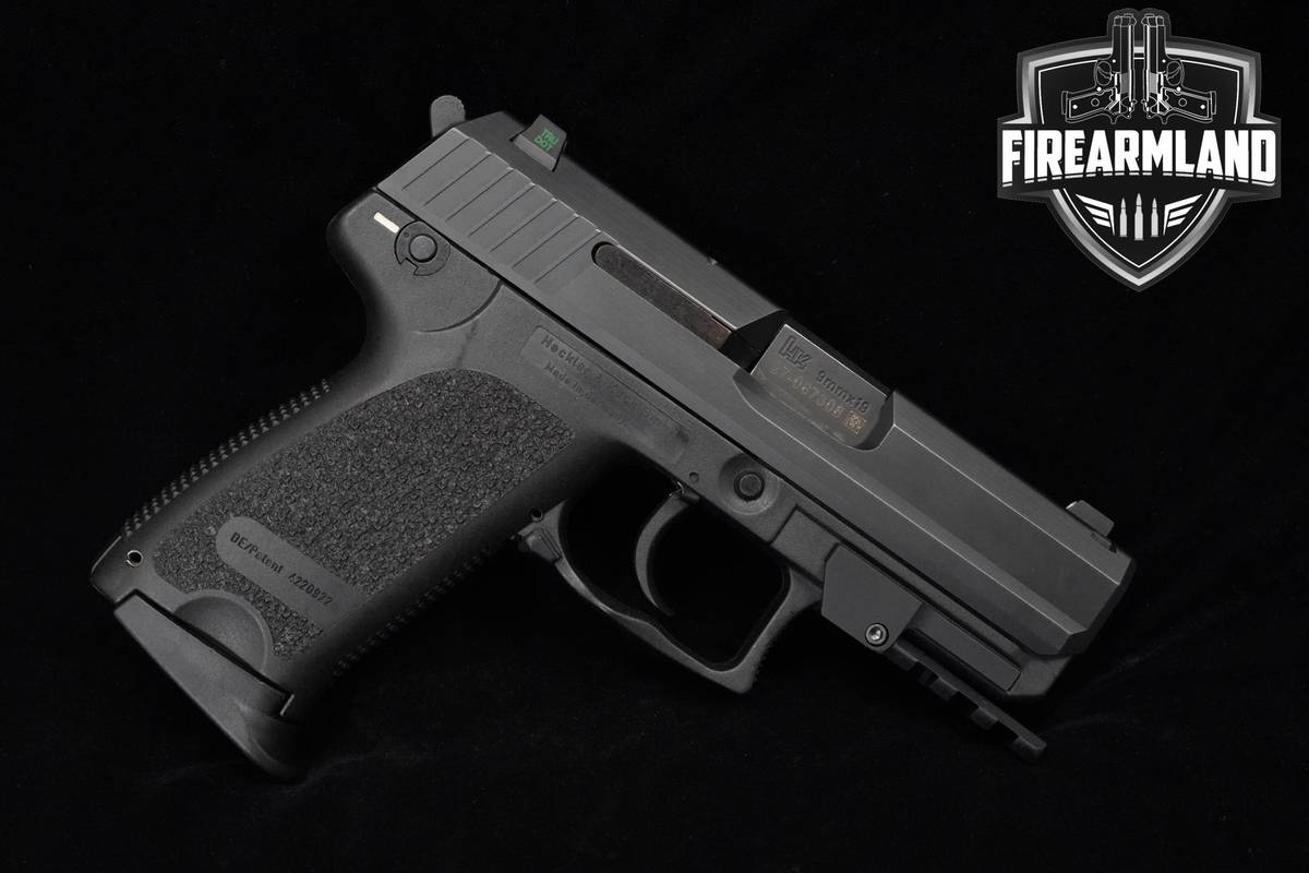 Heckler & Koch (H&K-HK) USP 9C V1 9mm 3.5" H&K-HK USP-9C +3 MAGS & OG CASE