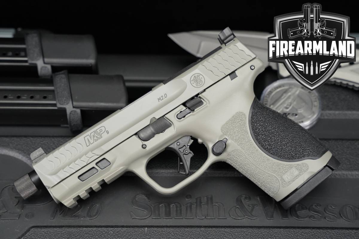 Smith & Wesson M&P9 M2.0 Compact CORE Kit 9mm 4.625" +3 MAGS & ORIG CASE