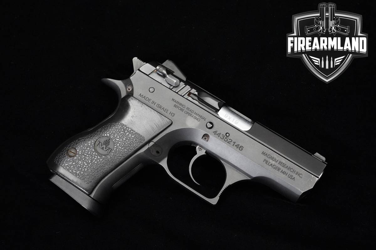 Magnum Research Baby Eagle II Compact 9mm 3.64" Baby-Eagle II IWI ORIG CASE