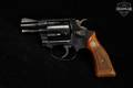 1982 Smith & Wesson (S&W) Model 36 Chiefs Special; No Dash .38 Spl. Blued in Good Condition Image 3