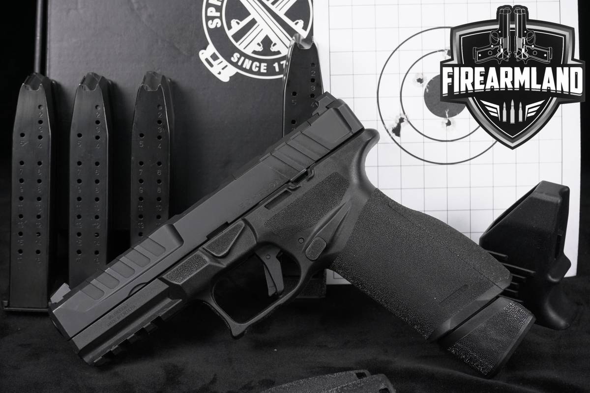 Springfield Armory Echelon 4.5" Tritium 3-Dot Sights 9mm +5 MAGS & ORIG BOX
