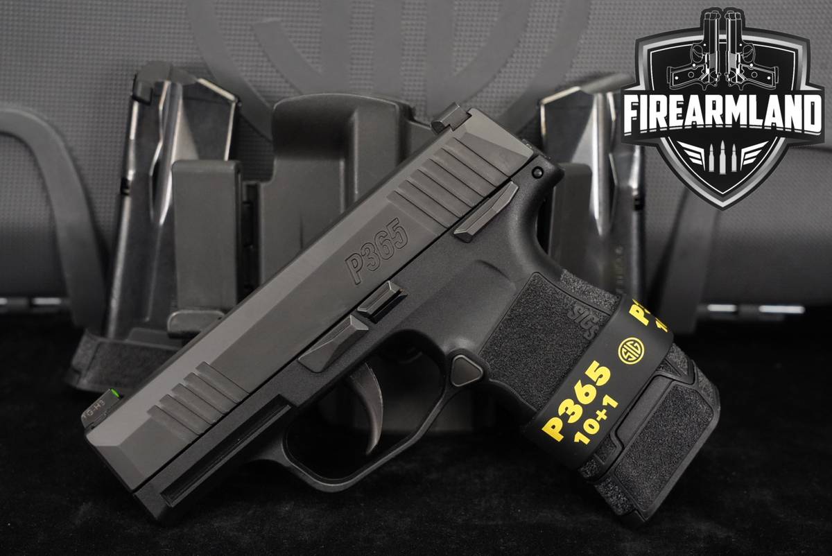Sig Sauer P365 TacPac 9mm 3.1 P 365 +3 MAGS, ORIG CASE & HOLSTER