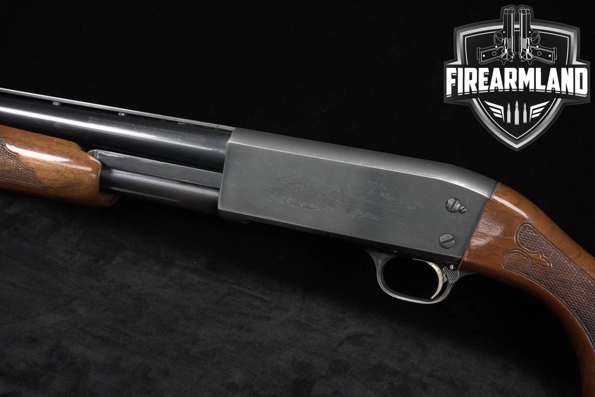 VINTAGE 1979 Ithaca Model 37 Featherlight 12-Ga 28" Vent-Rib Blued & Walnut