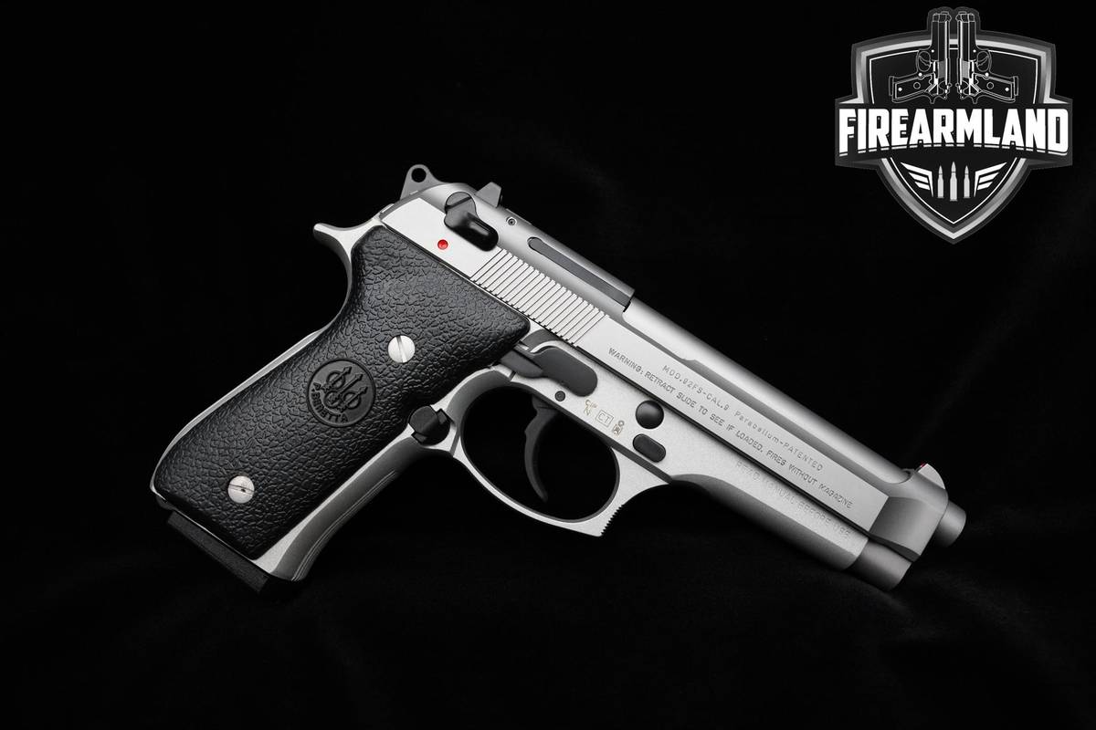 Beretta 92FS INOX 9mm 4.9" Beretta 92-FS 92FS +3 MAGS, ORIG CASE & HOLSTER