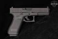 Glock G17 Gen5 Front Serrations (FS) 9mm Luger Black in Excellent Condition Image 4