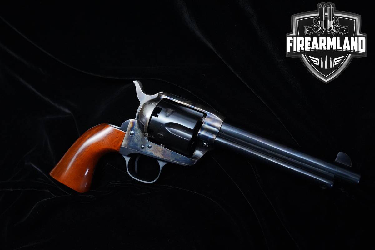 A Uberti 1873 Cattleman Percussion 44 BPM 5.5" Blued Percussion