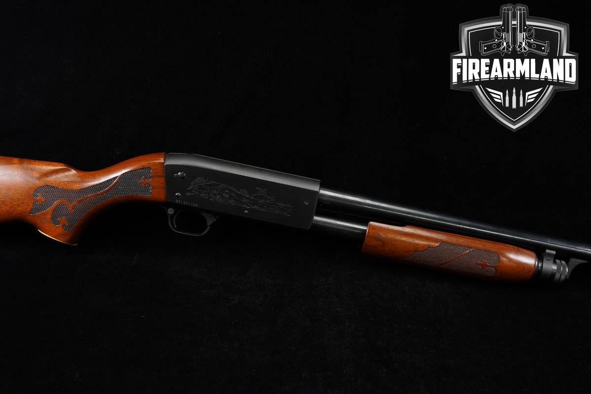 1973 Ithaca Model 37 Featherlight 12-Gauge 28" Blued & Wood 2-3/4" Hunting