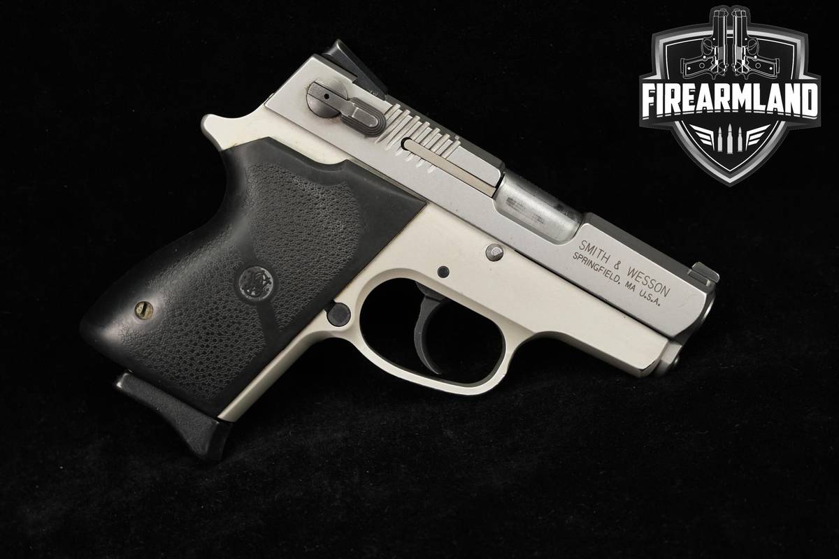Smith & Wesson S&W CS9 Chief's Special 9mm 3" Stainless CS-9 Pistol +3MAGS