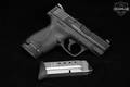 Smith & Wesson (S&W) M&P40 Shield .40 S&W Black in Excellent Condition Image 2