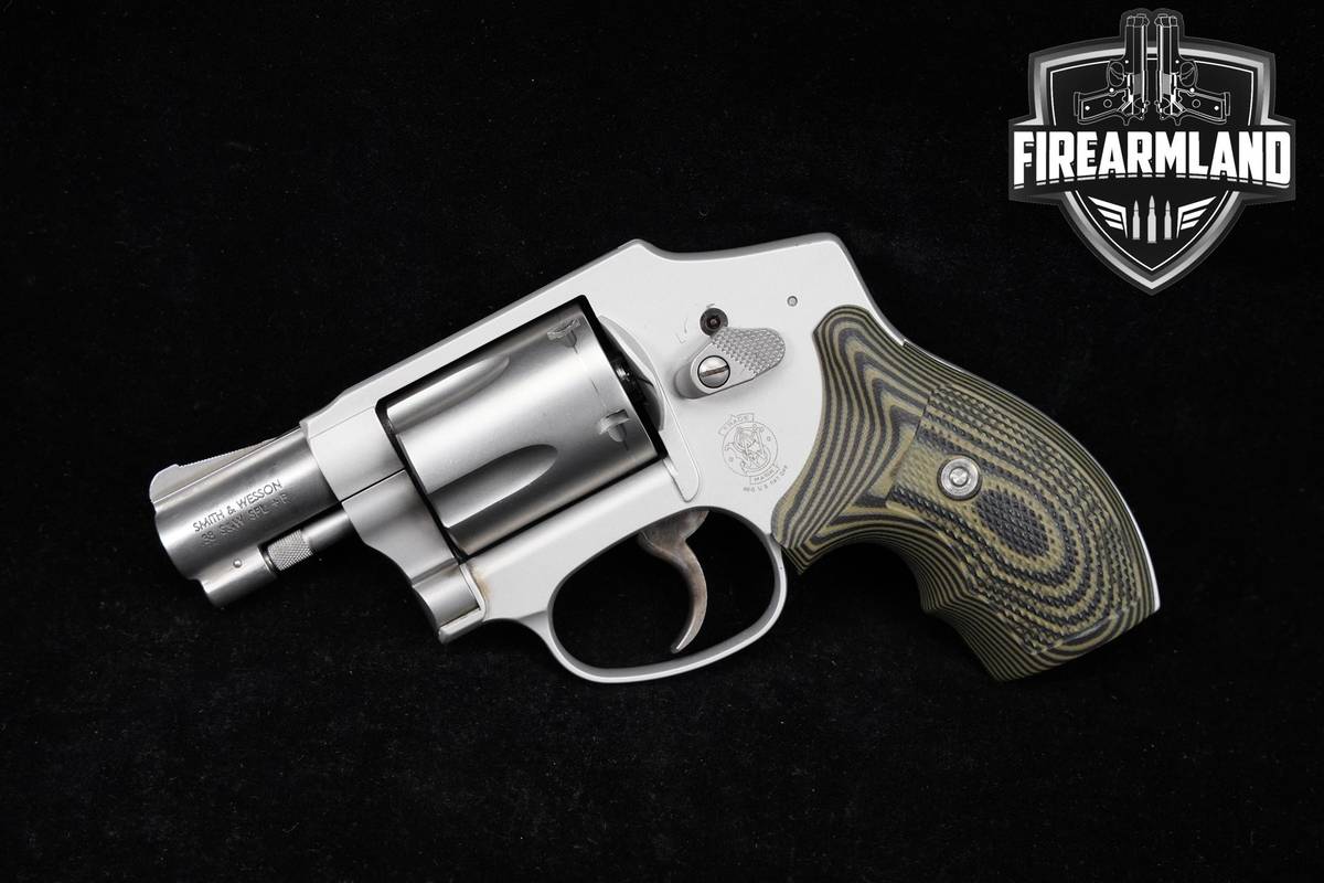 Smith & Wesson S&W Model 642-2 Airweight 38 Special +P Centennial +HOLSTER