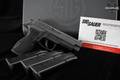 Sig Sauer P226 Elite 9mm Luger (9x19 Para) Nitron in Excellent Condition Image 2