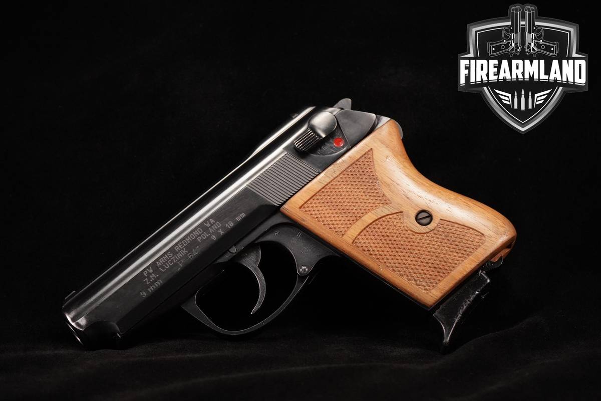 1976 Lucznik FB Radom P-64 9x18mm Makarov 3.3" Blued P64 +2 MAGS