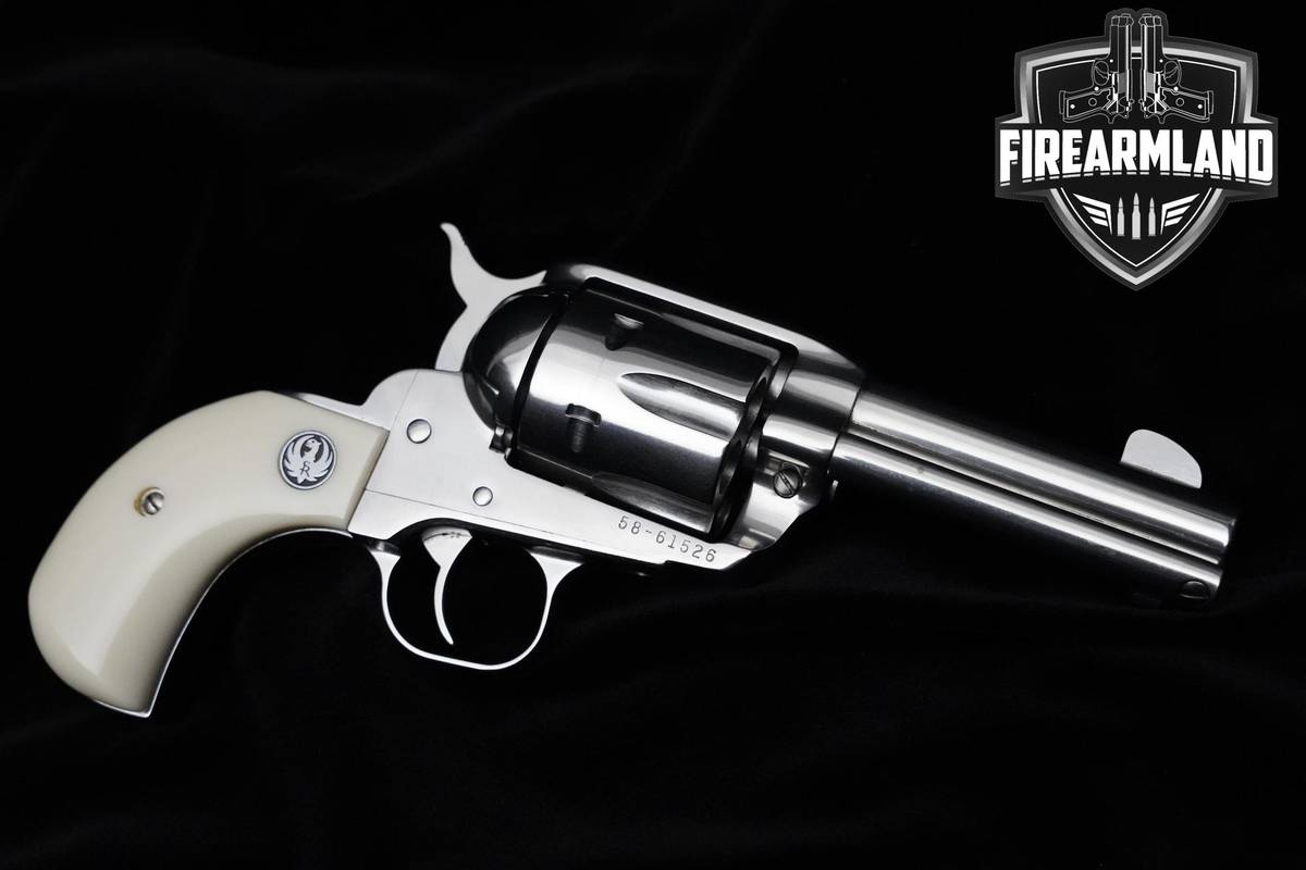 LIKE-NEW Sturm Ruger VAQUERO Birdshead 45 Colt 3.75" Stainless Revolver 6+1