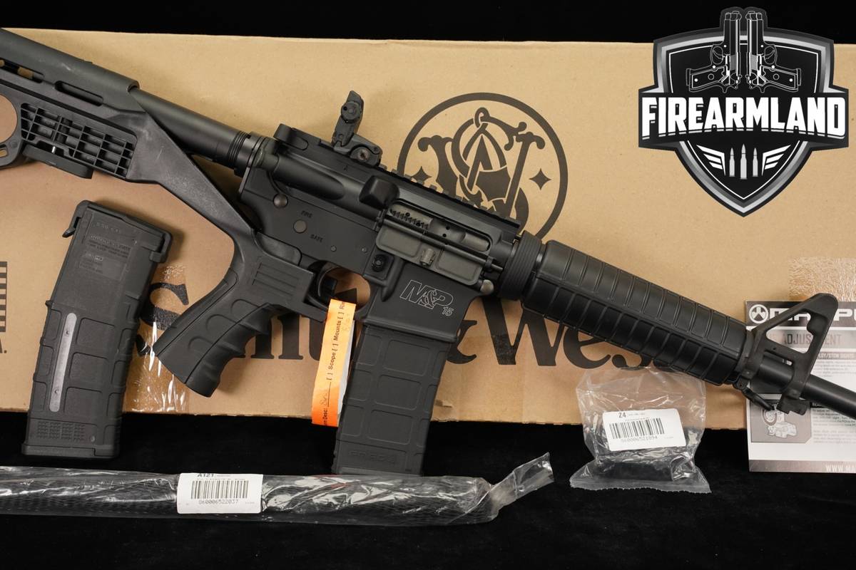Smith & Wesson M&P15 Sport II 5.56 NATO S&W AR-15 AR15 M&P +2 MAGS, OG BOX