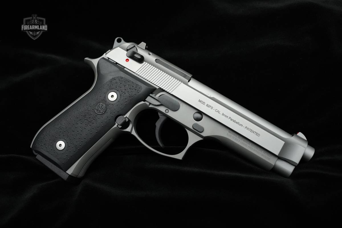 NEW Unfired Beretta 92FS INOX DA/SA 9mm Beretta 9mm 92 FS Pistol Stainless