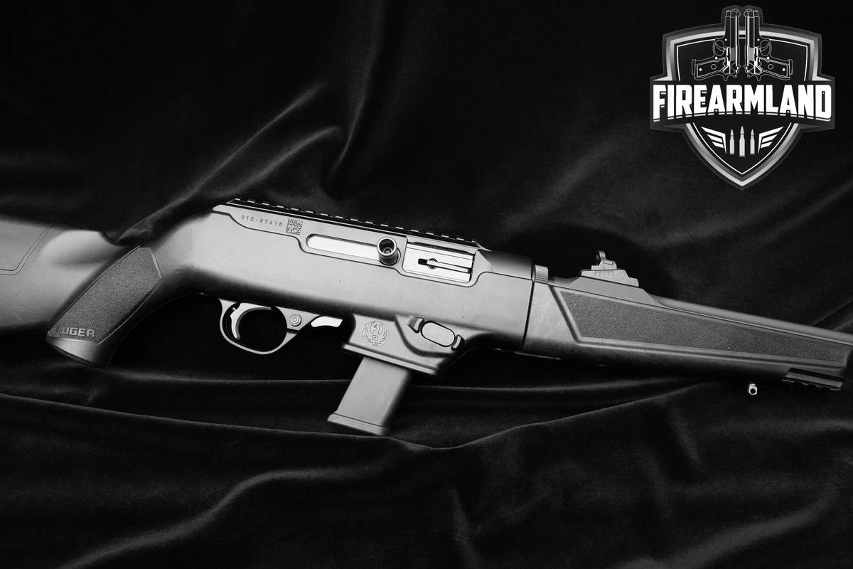 ORIG BOX 2018 Ruger PC Carbine 9mm 15+1 THREADED Ruger PCC PC-Carbine 2MAGS