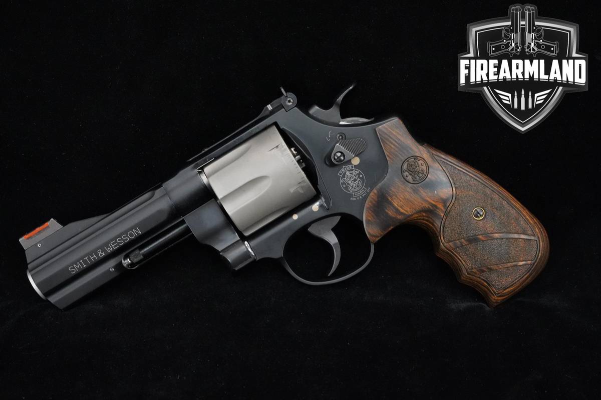 Smith & Wesson Model 329PD AirLite 44-Magnum 4" S&W 329PD 629-PD OG-CASE