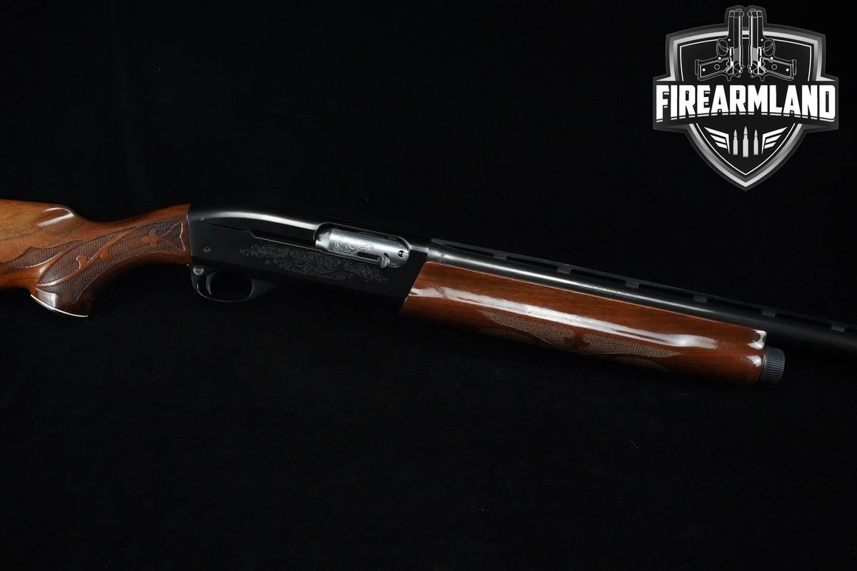 1982 Remington Model 1100 Field Grade 12-Gauge 28" Blued 2 3/4"