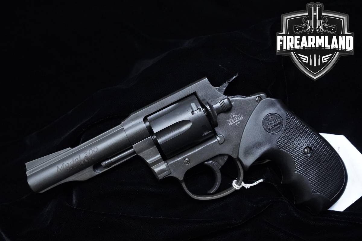 LIKE-NEW Rock Island Armory (RIA) Model 200 38 Special 4" RIA 200 DA/SA