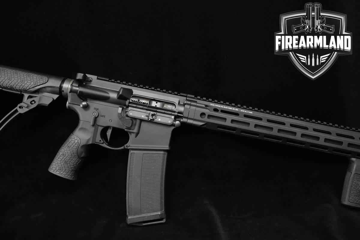 LIKE-NEW Daniel Defense DDM4 V7 Pro 5.56 NATO Daniel-Defense DDM4-V7-Pro