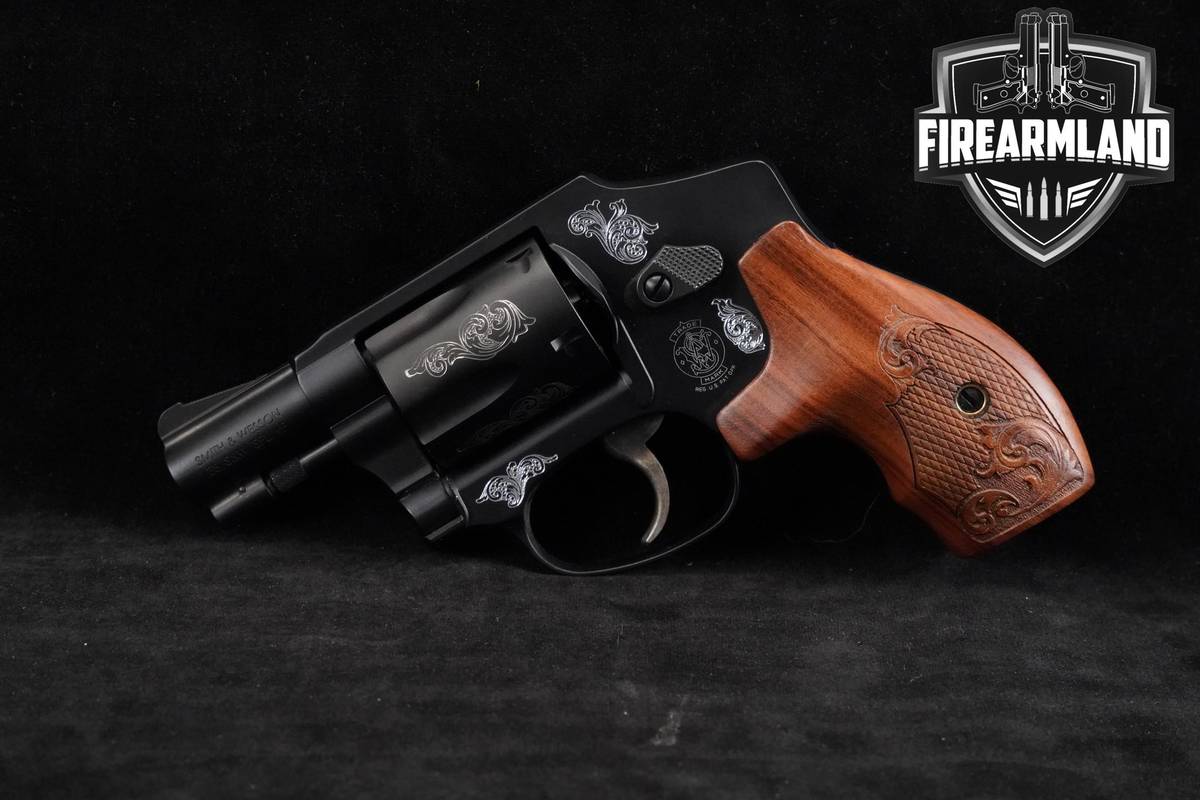 ENGRAVED Smith & Wesson S&W Model 442-1 Airweight Centennial 1.875"
