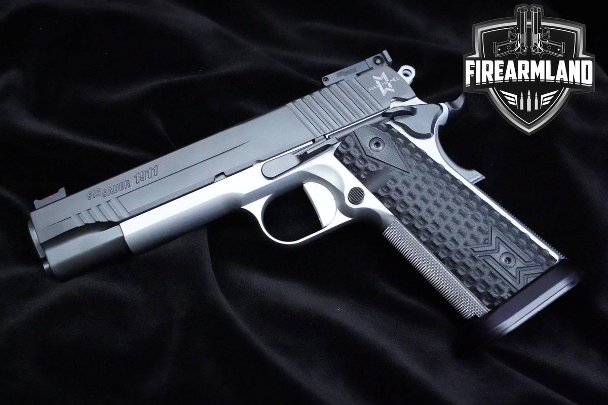 Sig Sauer 1911 MAX Competition Max Michel 9mm 1911 5" 1911 2 MAGS