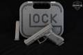 Glock 17 Gen3 9mm Luger (9x19 Para) Black in Excellent Condition Image 2