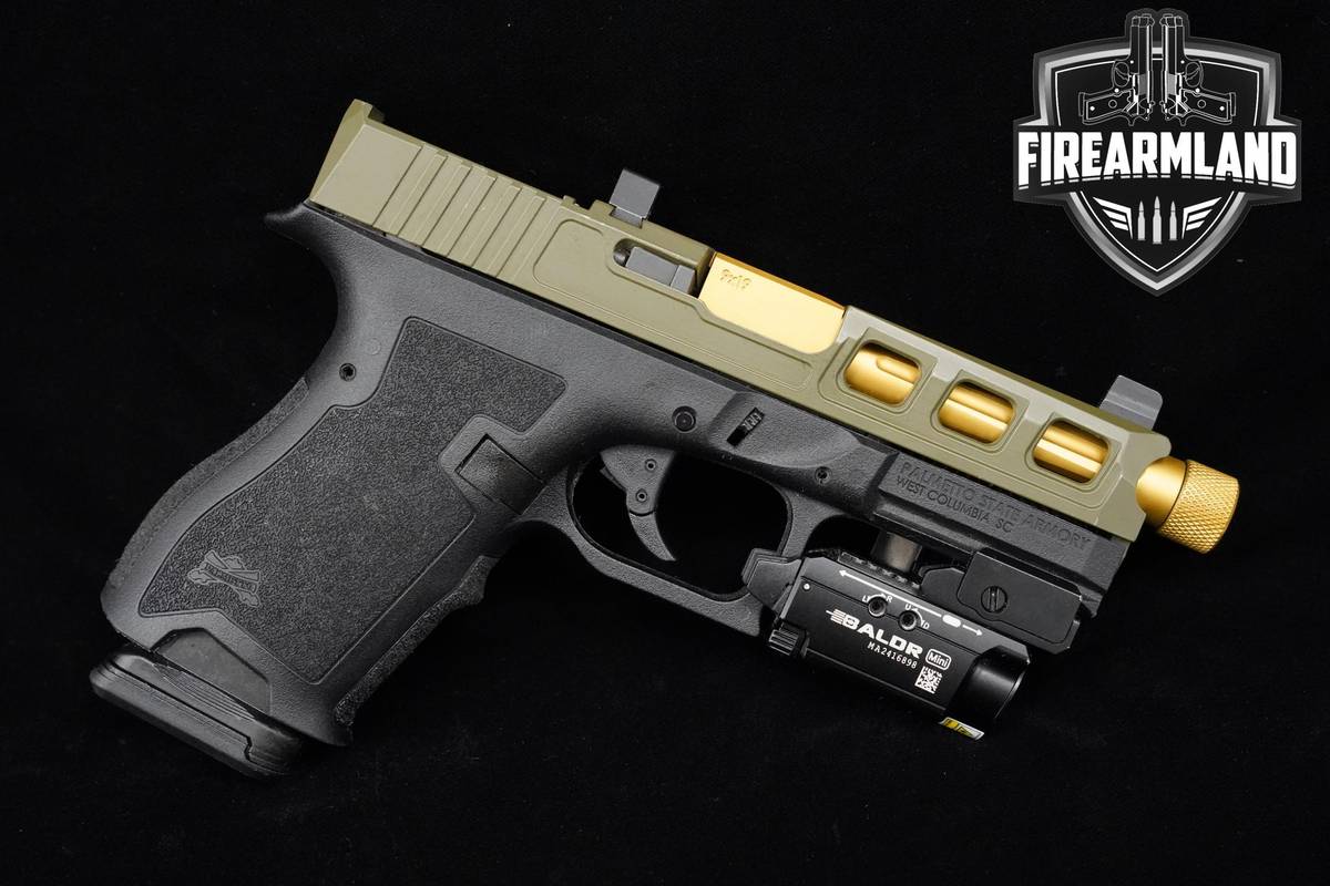 Palmetto State Armory (PSA) Dagger Compact OR 9mm 4.5" PSA-Dagger +OLIGHT