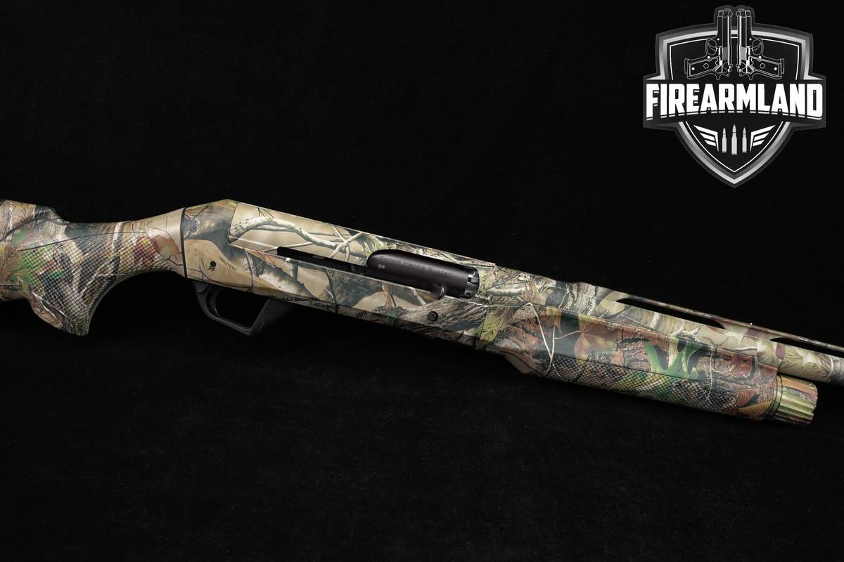 2000's Benelli Super Black Eagle II Realtree APG ComforTech 12-Gauge 24"