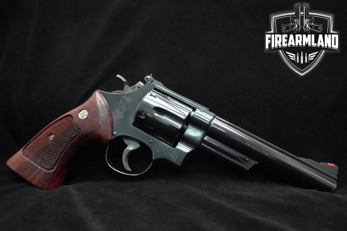 DIRTY HARRY Smith & Wesson Model 29-2 44-Magnum 6" Blued S&W 29-2 DA/SA