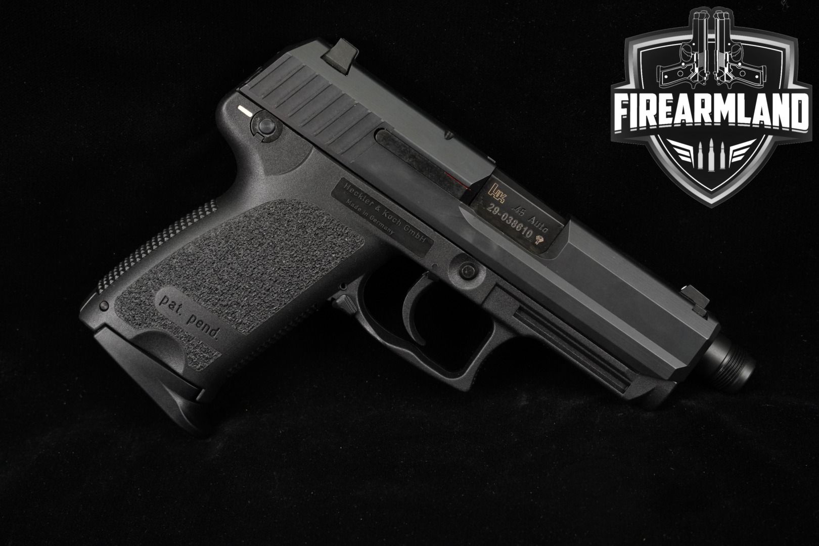1997 Heckler & Koch USP Compact .40 S&W 3.58