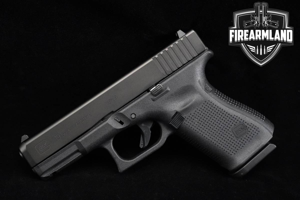 Glock 19 Gen5 9mm 4" G19 Gen-5 +3 MAGS & ORIG CASE