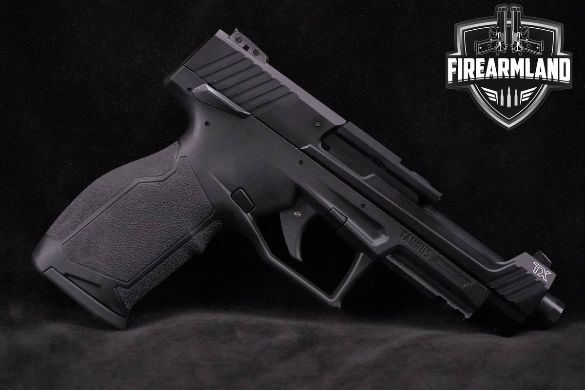 Taurus TX-22 Competition 22LR 5.4" Taurus TX22 +3 MAGS & ORIG CASE