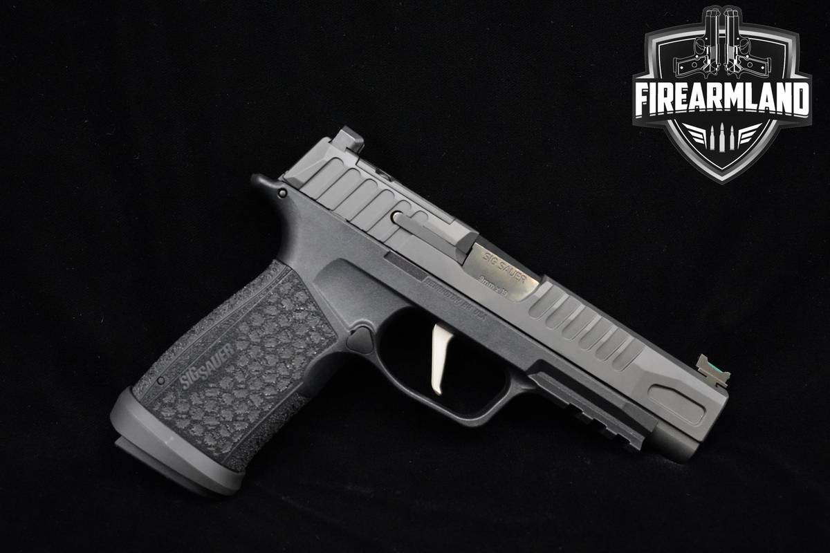 Sig Sauer P365-FUSE 9mm 4.3" Sig-Sauer P365-FUSE P-365 +3 MAGS & ORIG CASE