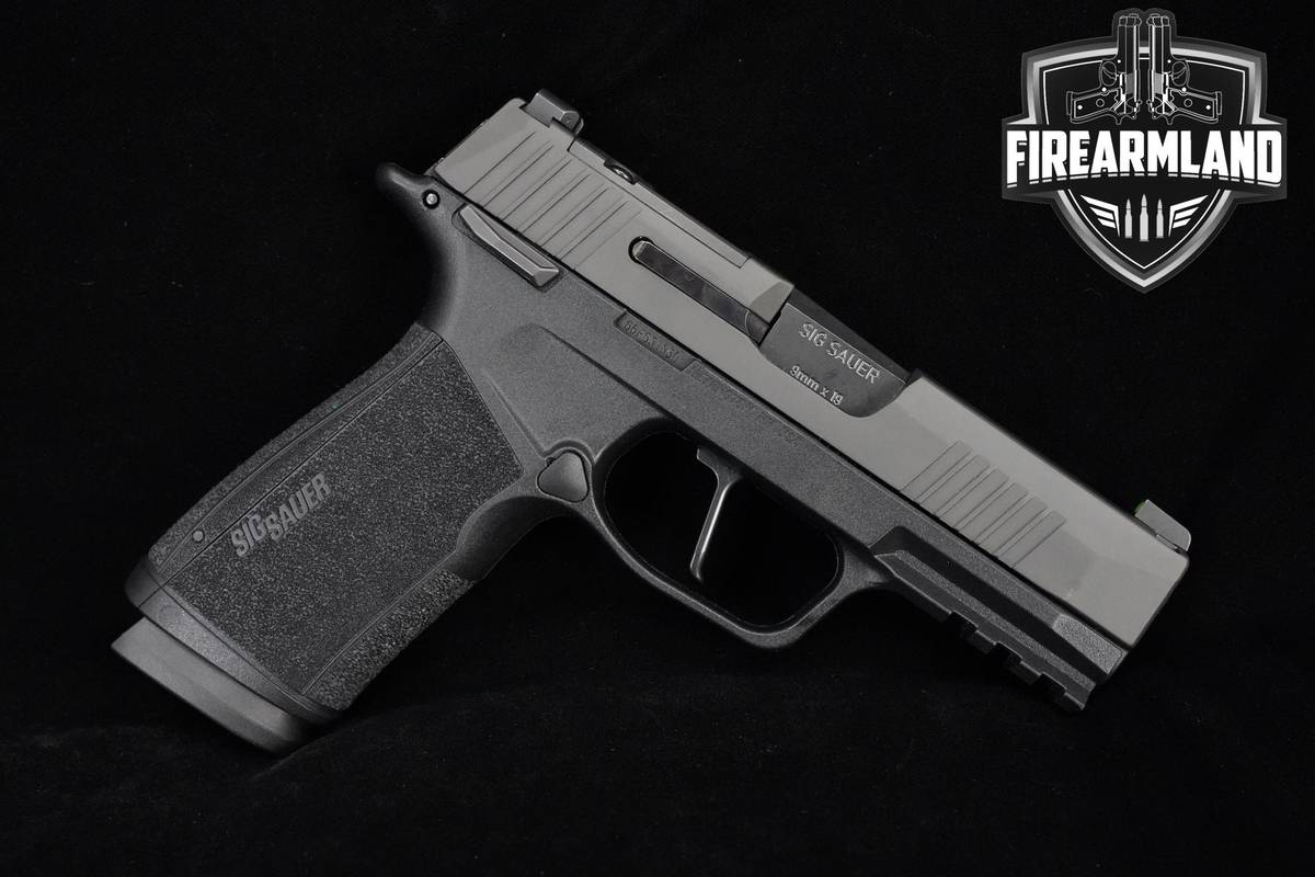 Sig Sauer P365 X-Macro 9mm 3.7" Sig-Sauer P365 SIG P365 +3 MAGS & ORIG CASE