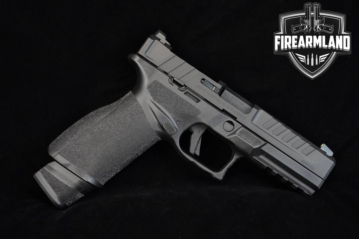 Springfield Armory Echelon 9mm 4.5" Springfield-Echelon +5 MAGS & ORIG CASE