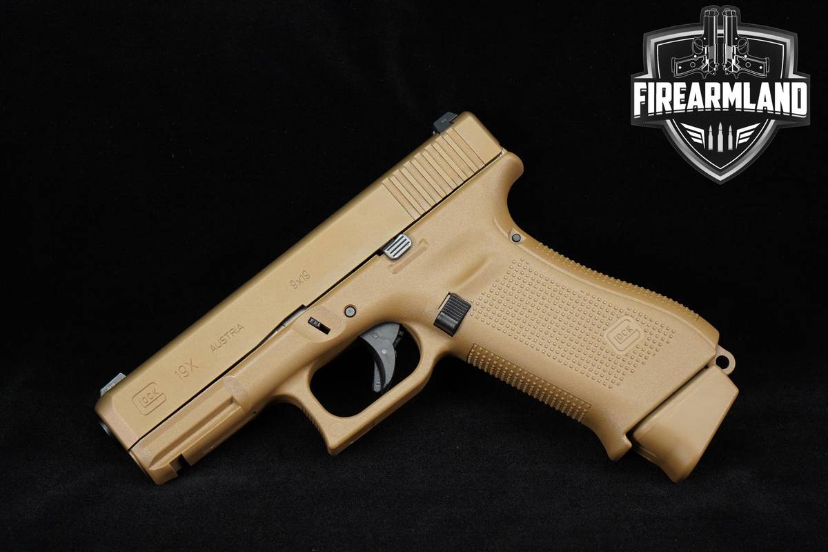 Glock 19X Crossover 9mm Coyote G19X G19 4MAGS, ORIG CASE & HOLSTER
