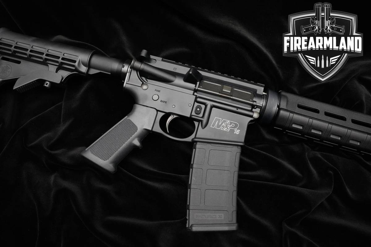 LIKE-NEW Smith & Wesson (S&W) M&P15 Sport II OR M-LOK 5.56 NATO 16" M&P 15